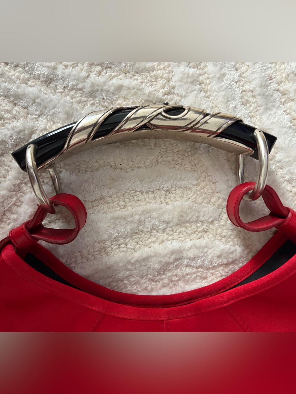 Rare Vintage YSL Mombasa | Red Silk Satin | Tom Ford era Yves Saint Laurent - Picture 7 of 17